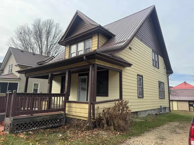 $199,900 | 954 Church Street, Richland Center, WI 53581