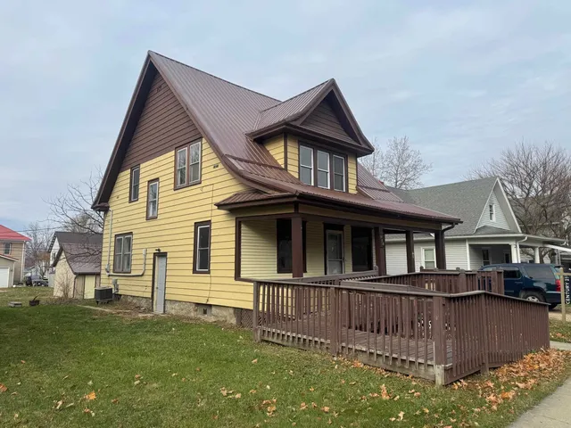 $199,900 | 954 Church Street, Richland Center, WI 53581