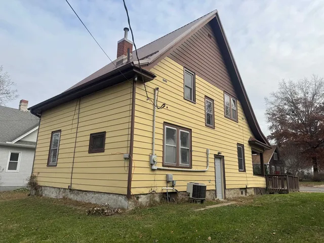 $199,900 | 954 Church Street, Richland Center, WI 53581