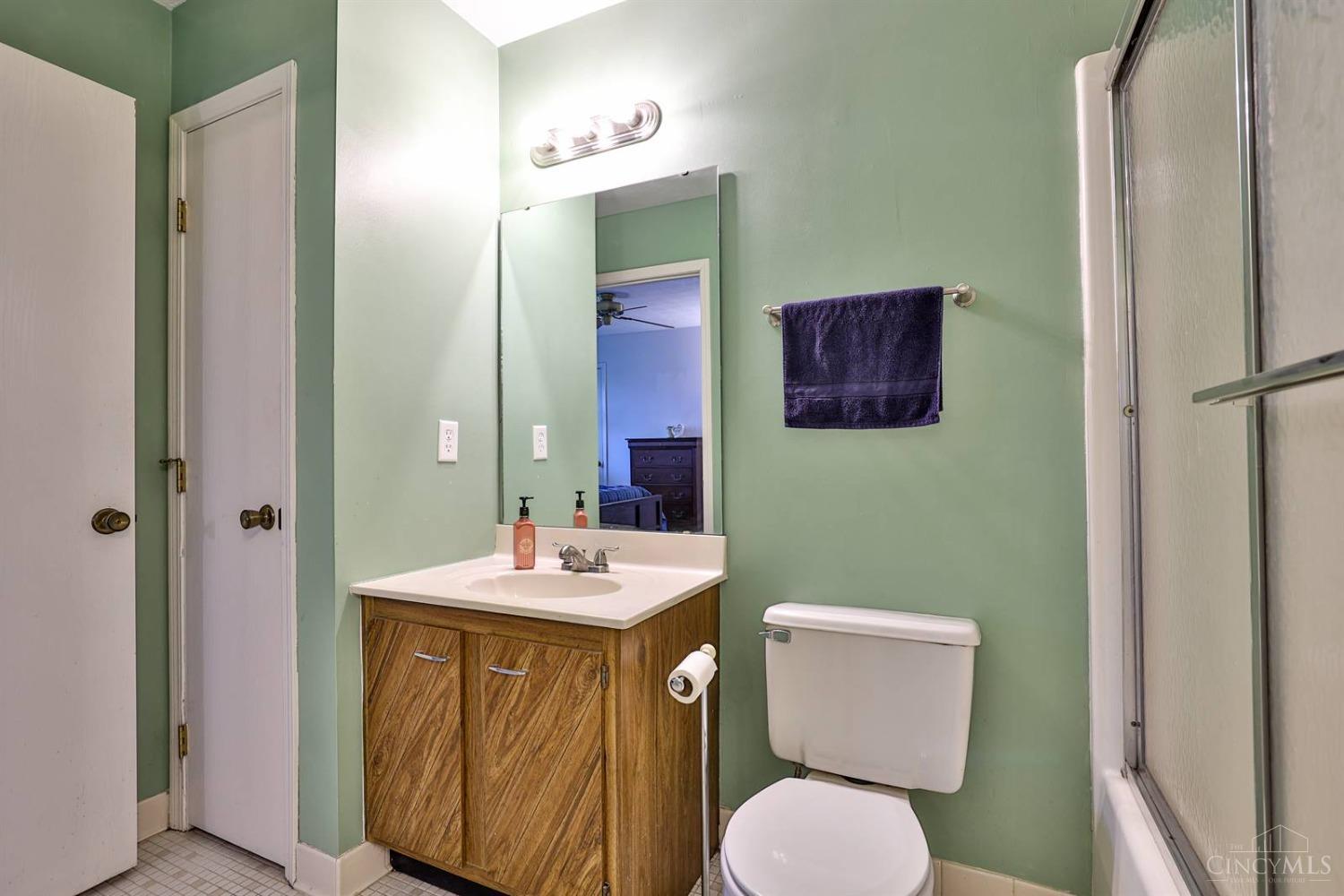 1715 Ebenezer Road Cincinnati, OH 45233 - Photo 28 of 32