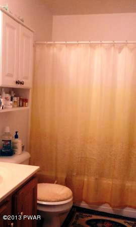 2415 Aberdeen Road Moscow, PA 18444 - Photo 11 of 22