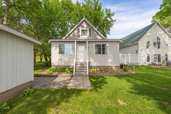 $479,900 | 945 North Reed Street, Waterville, MN 56096