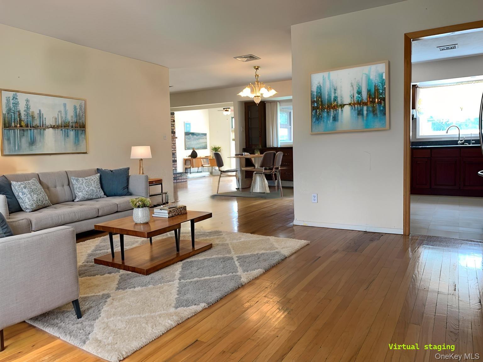 29 Martin Place Syosset, NY 11791 - Photo 2 of 30