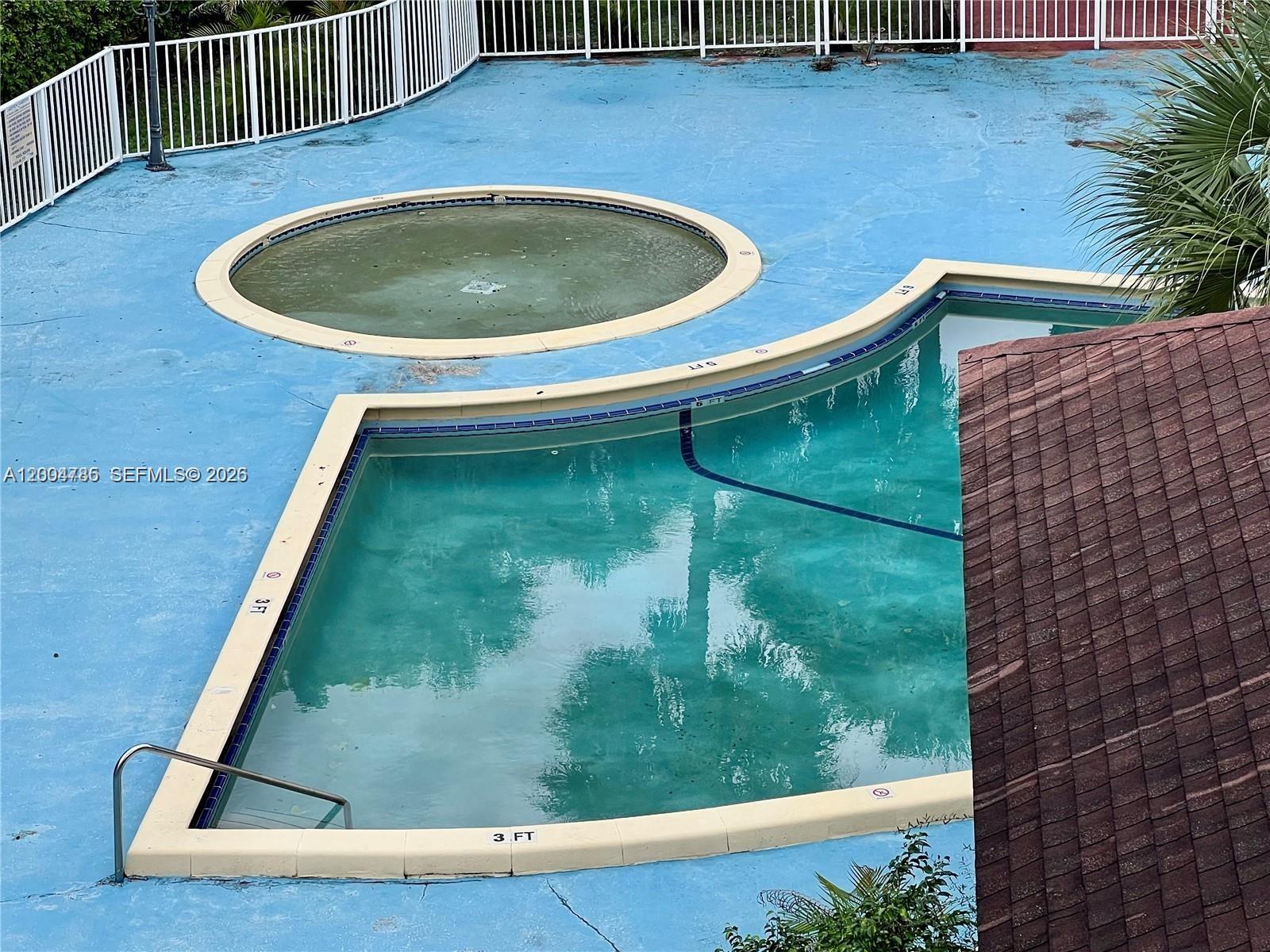 17530 Northwest 68th Avenue, Unit C4008 Hialeah, FL 33015 - Photo 24 of 26
