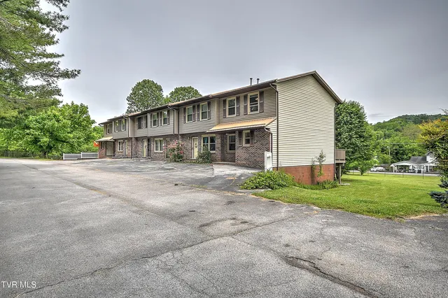 $194,500 | 1476 Highway 126, Unit A6, Bristol, TN 37620