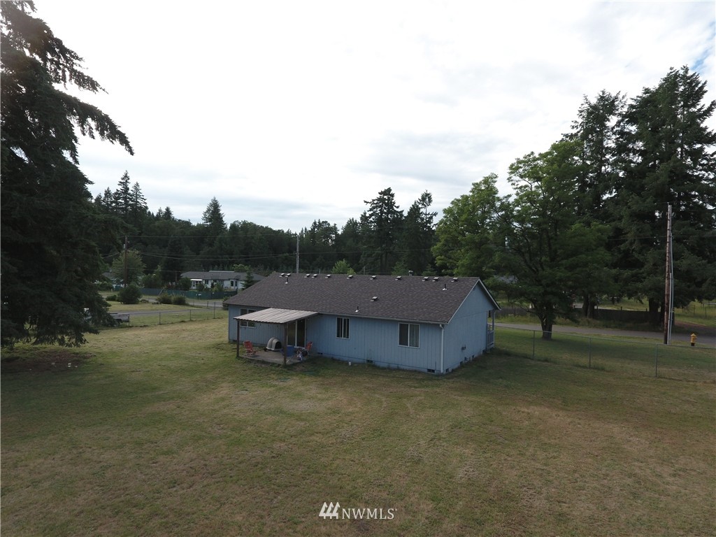604 Rochester Street West Rainier, WA 98576 - Photo 7 of 8 Gallery Image 7