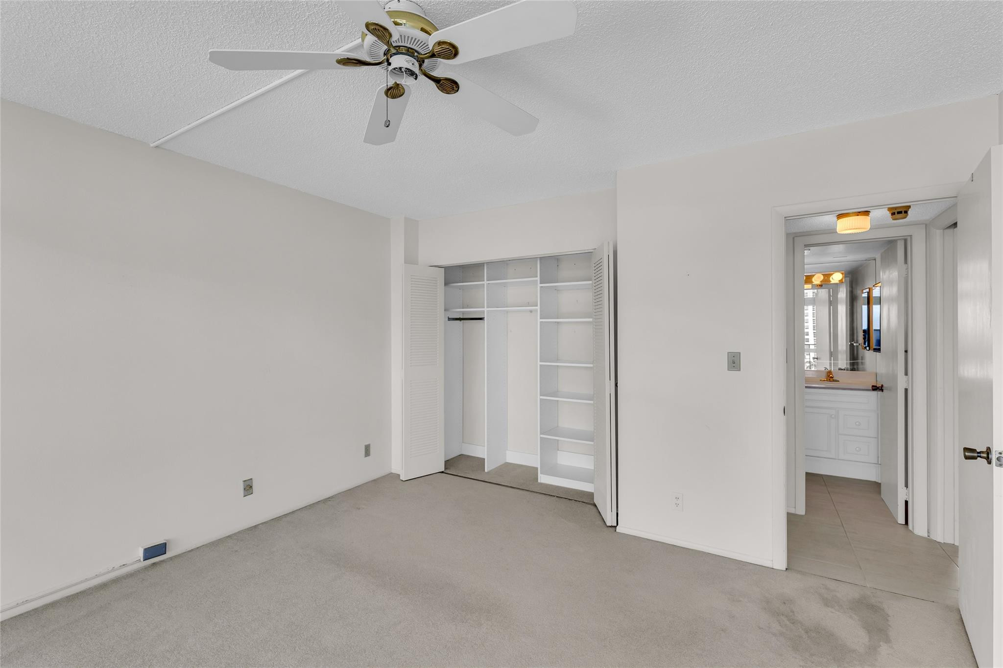 521 North Riverside Drive, Unit 1004 Pompano Beach, FL 33062 - Photo 14 of 64 Photo 14