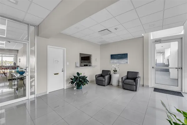 $499,788 | 521 North Riverside Drive, Unit 1004, Pompano Beach, FL 33062