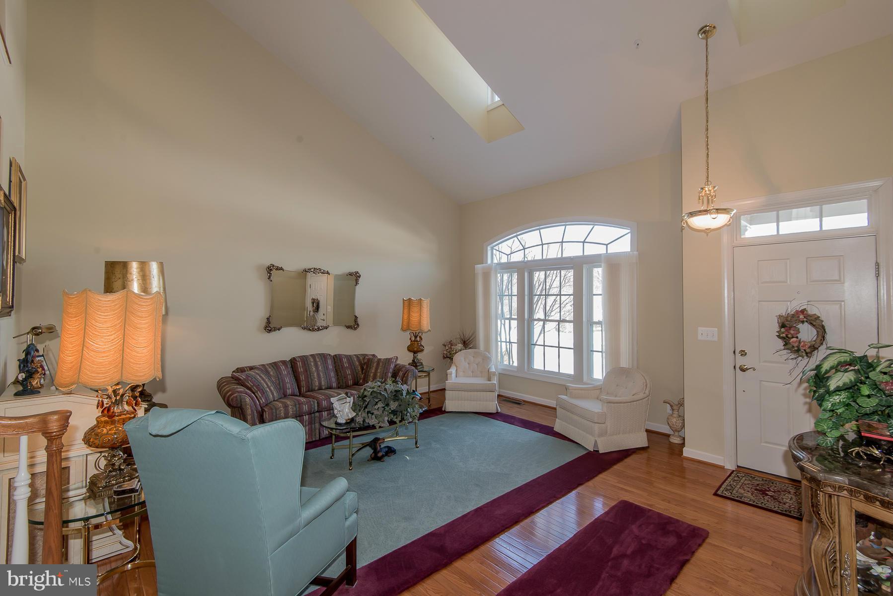 4419 Summer Grape Road Pikesville, MD 21208 - Photo 10 of 30 Living Room