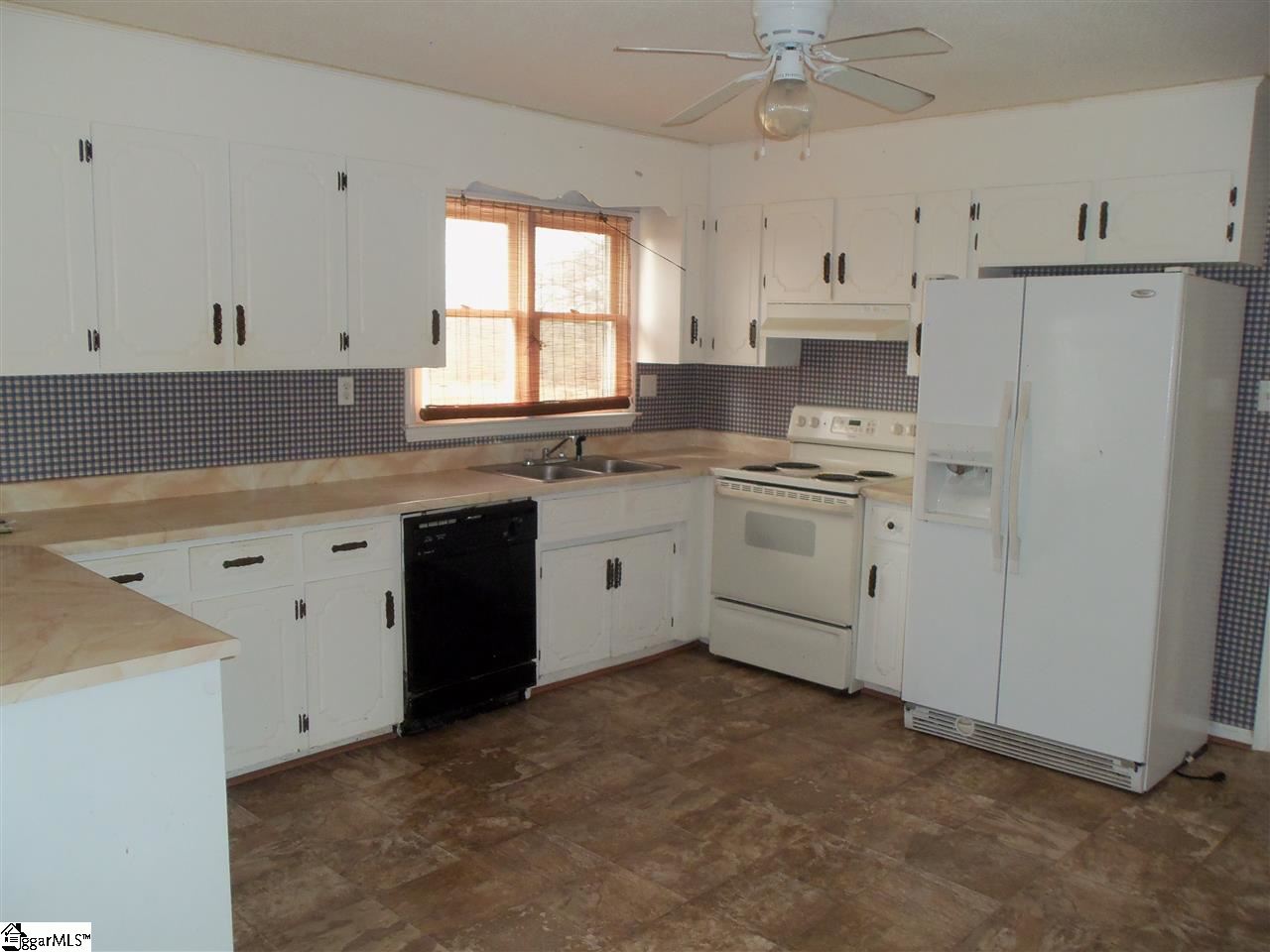 615 Keg Town Mill Road Chesnee, SC 29323 - Photo 6 of 28 Gallery Image 6