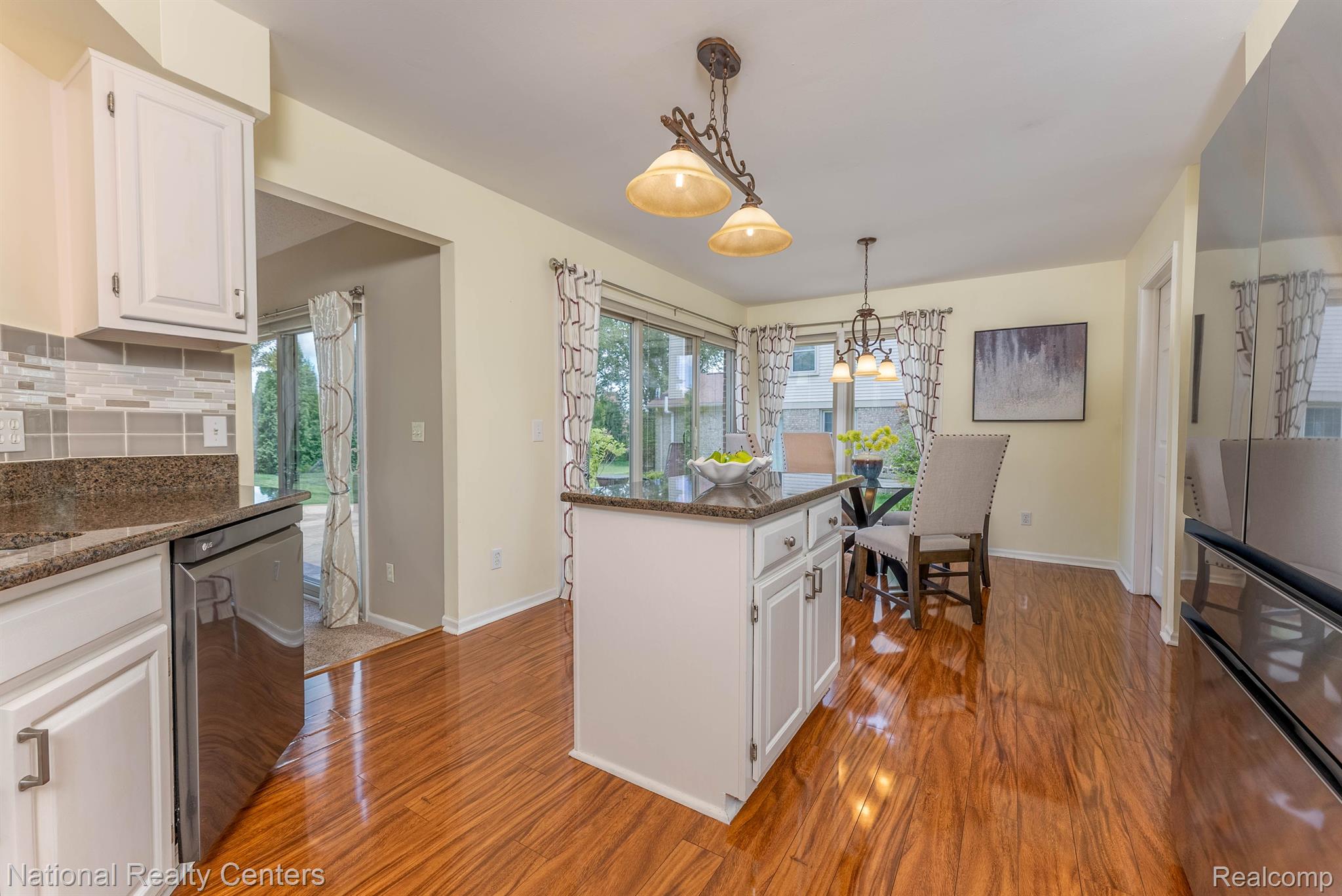 45258 Danbury Road Canton, MI 48188 - Photo 10 of 54 Hardwood floors