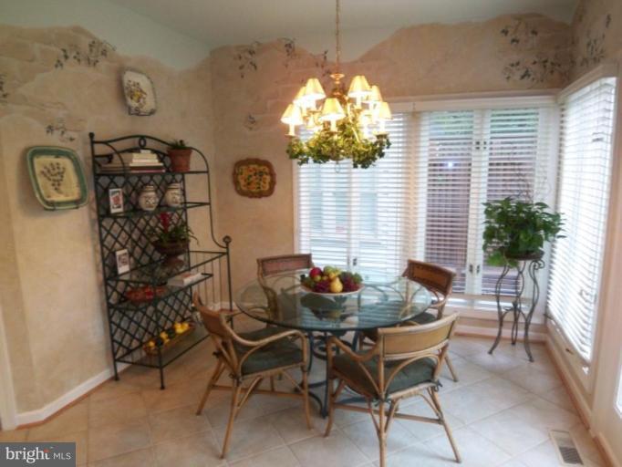 2063 Madrillon Road Vienna, VA 22182 - Photo 13 of 24 Breakfast Area