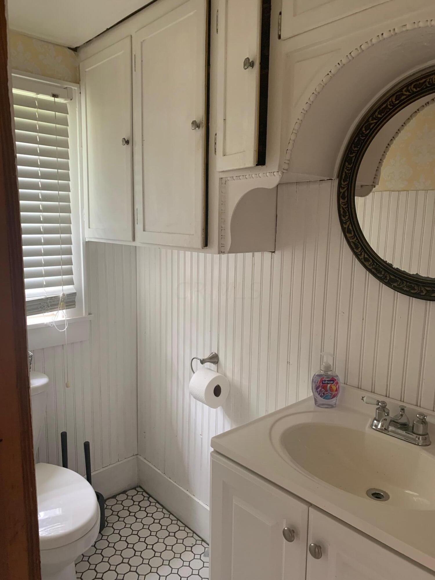 210 Heath Road Heath, OH 43056 - Photo 11 of 12 Heath Road_Bathroom