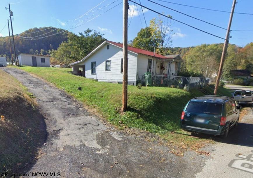 245 Riverside Drive Weston, WV 26452 - Photo 21 of 24 Gallery Image 21
