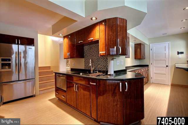 2235 Loucks Road York, PA 17408 - Photo 2 of 25 Gallery Image 2