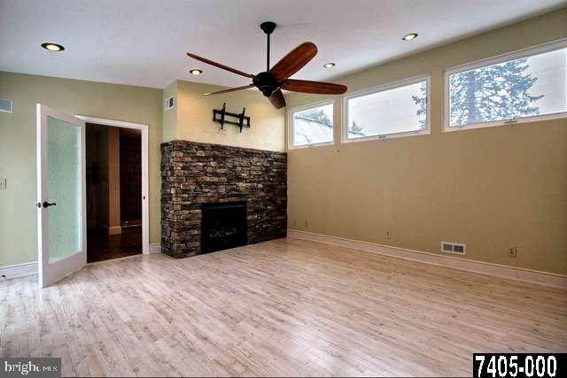 2235 Loucks Road York, PA 17408 - Photo 17 of 25 Gallery Image 17