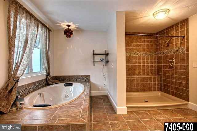 2235 Loucks Road York, PA 17408 - Photo 18 of 25 Gallery Image 18