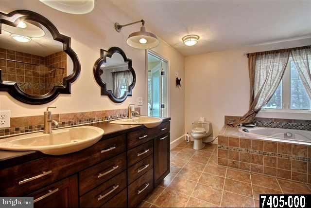 2235 Loucks Road York, PA 17408 - Photo 19 of 25 Gallery Image 19