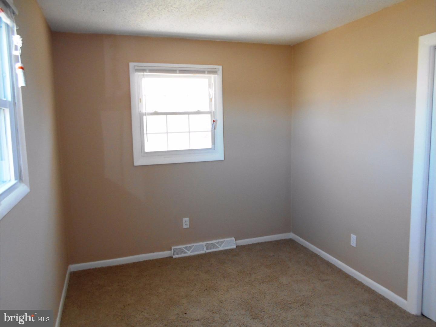 210 Landing Road Newport, NJ 08345 - Photo 7 of 16 Gallery Image 7