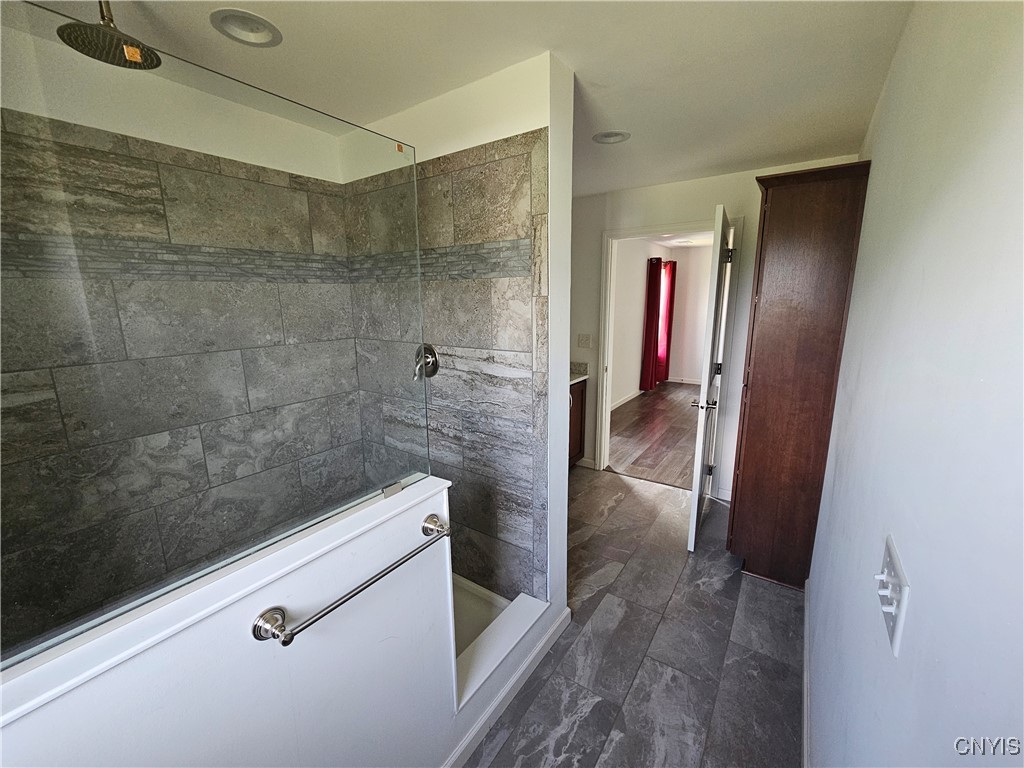 6709 Lowell Road Rome, NY 13440 - Photo 30 of 47 On suite