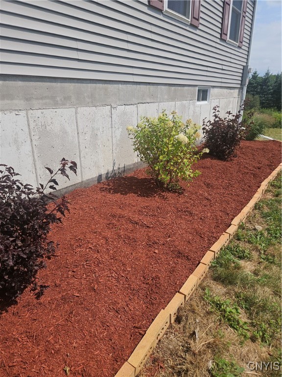 6709 Lowell Road Rome, NY 13440 - Photo 4 of 47 front garden