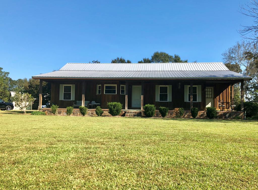 733 Berlin Road Dothan, AL 36301 - Photo 1 of 1 Main View