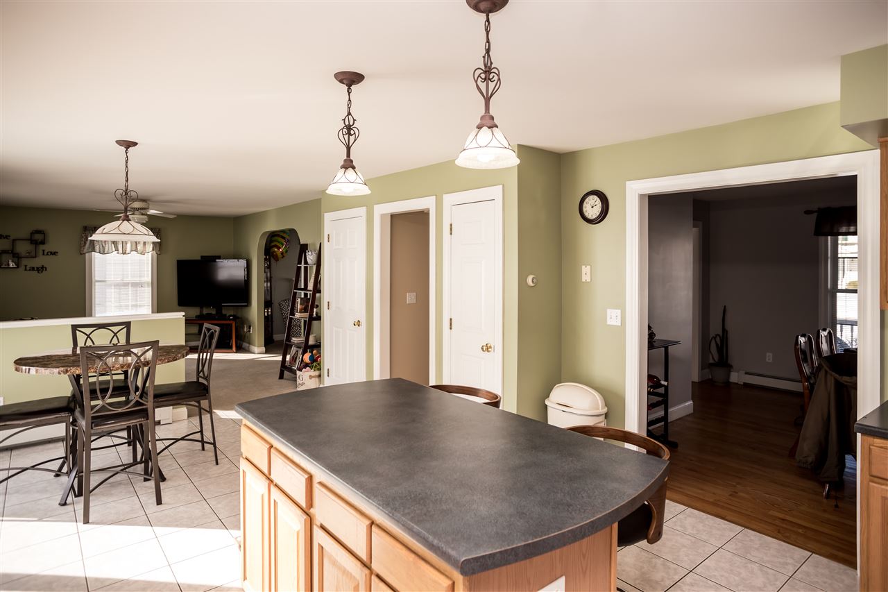 11 Benjamin Way Dover, NH 03820 - Photo 7 of 25