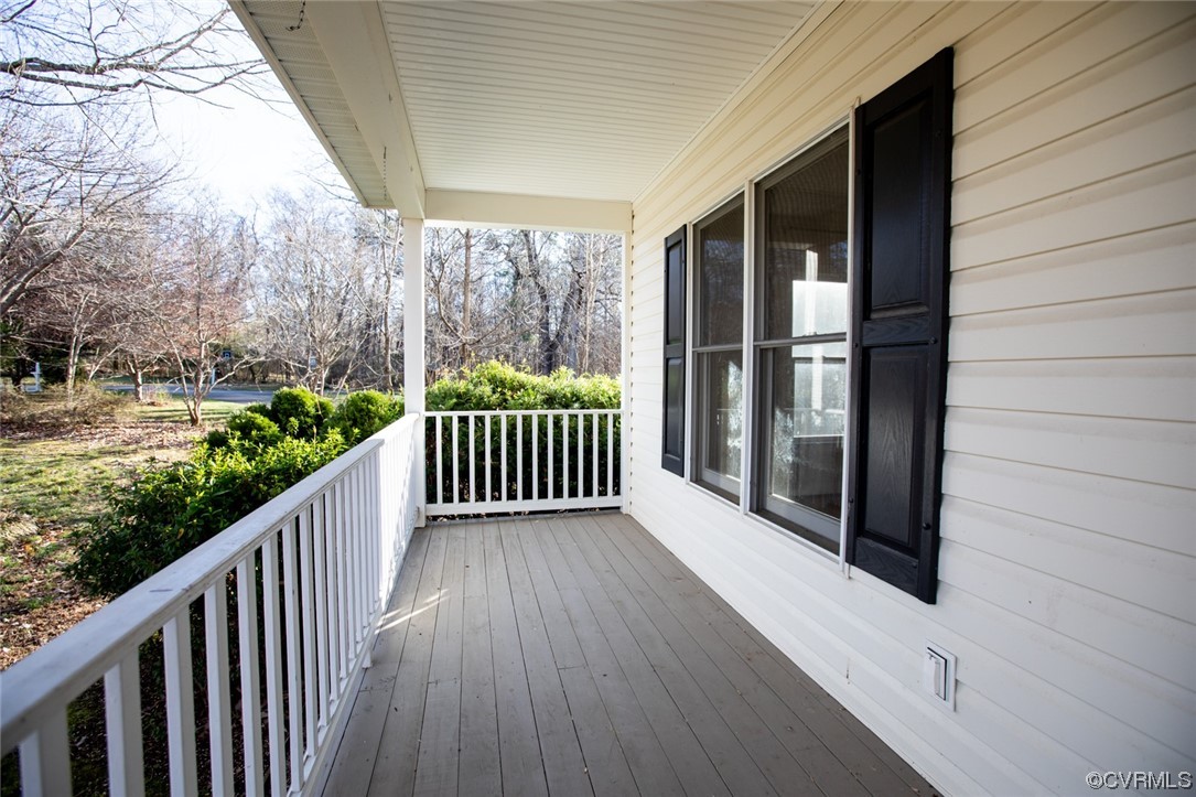 92 Ropp Road Farmville, VA 23901 - Photo 2 of 48 Front Porch