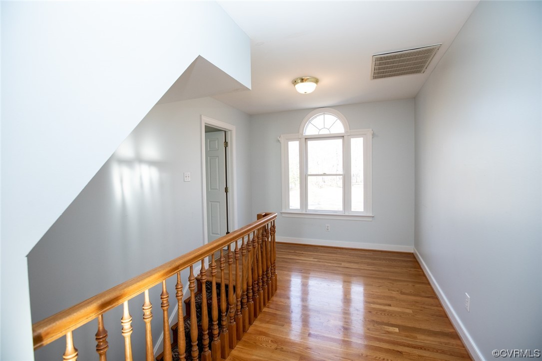 92 Ropp Road Farmville, VA 23901 - Photo 28 of 48 2nd Floor Landing