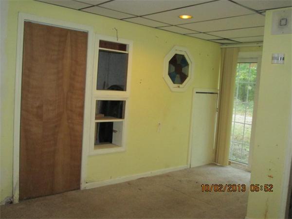 53 Old Southbridge Road Dudley, MA 01571 - Photo 11 of 12 Gallery Image 11