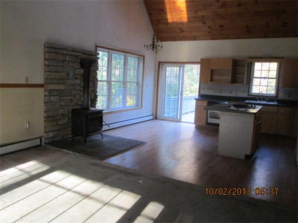 53 Old Southbridge Road Dudley, MA 01571 - Photo 4 of 12 Gallery Image 4