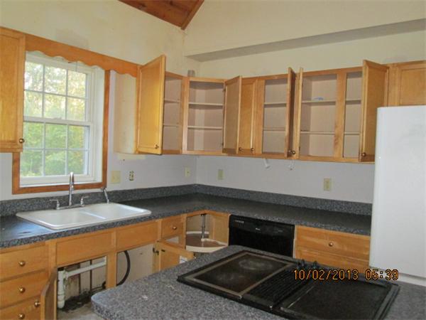 53 Old Southbridge Road Dudley, MA 01571 - Photo 6 of 12 Gallery Image 6