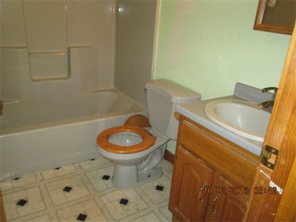 53 Old Southbridge Road Dudley, MA 01571 - Photo 8 of 12 Gallery Image 8