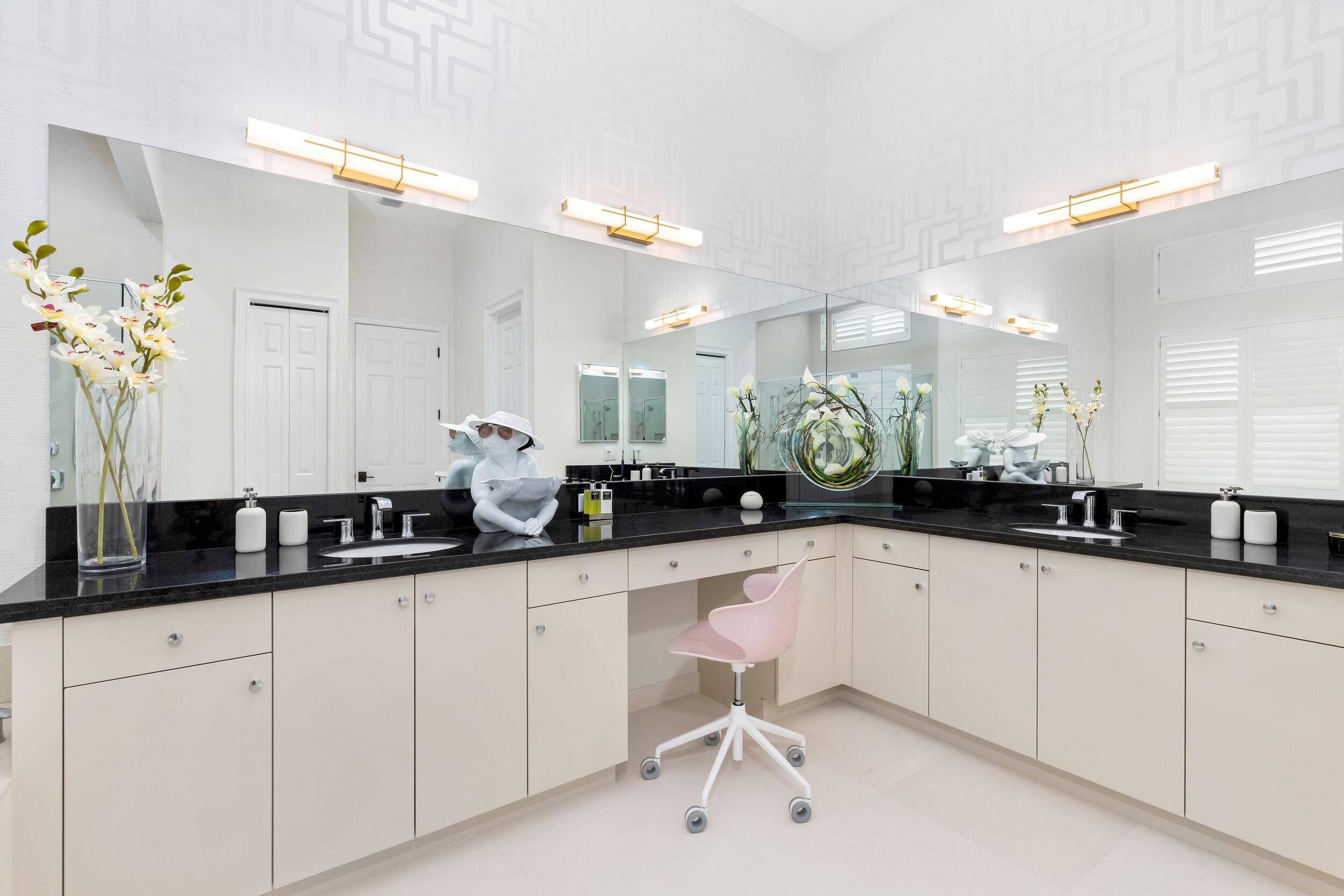 9642 Chianti Classico Terrace Boca Raton, FL 33496 - Photo 26 of 45 Primary Bathroom