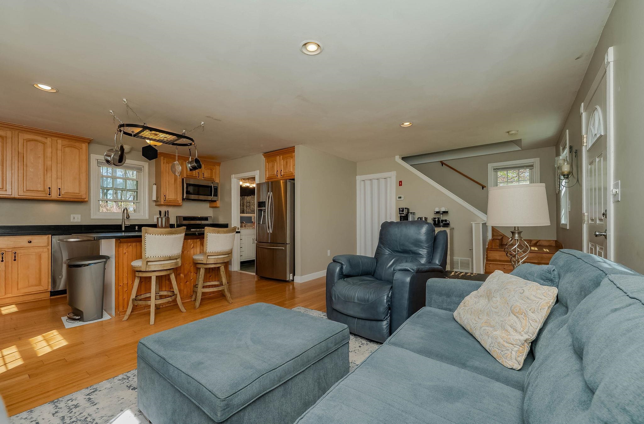 54 Mill Road Kingston, NH 03848 - Photo 8 of 40 Gallery Image 8