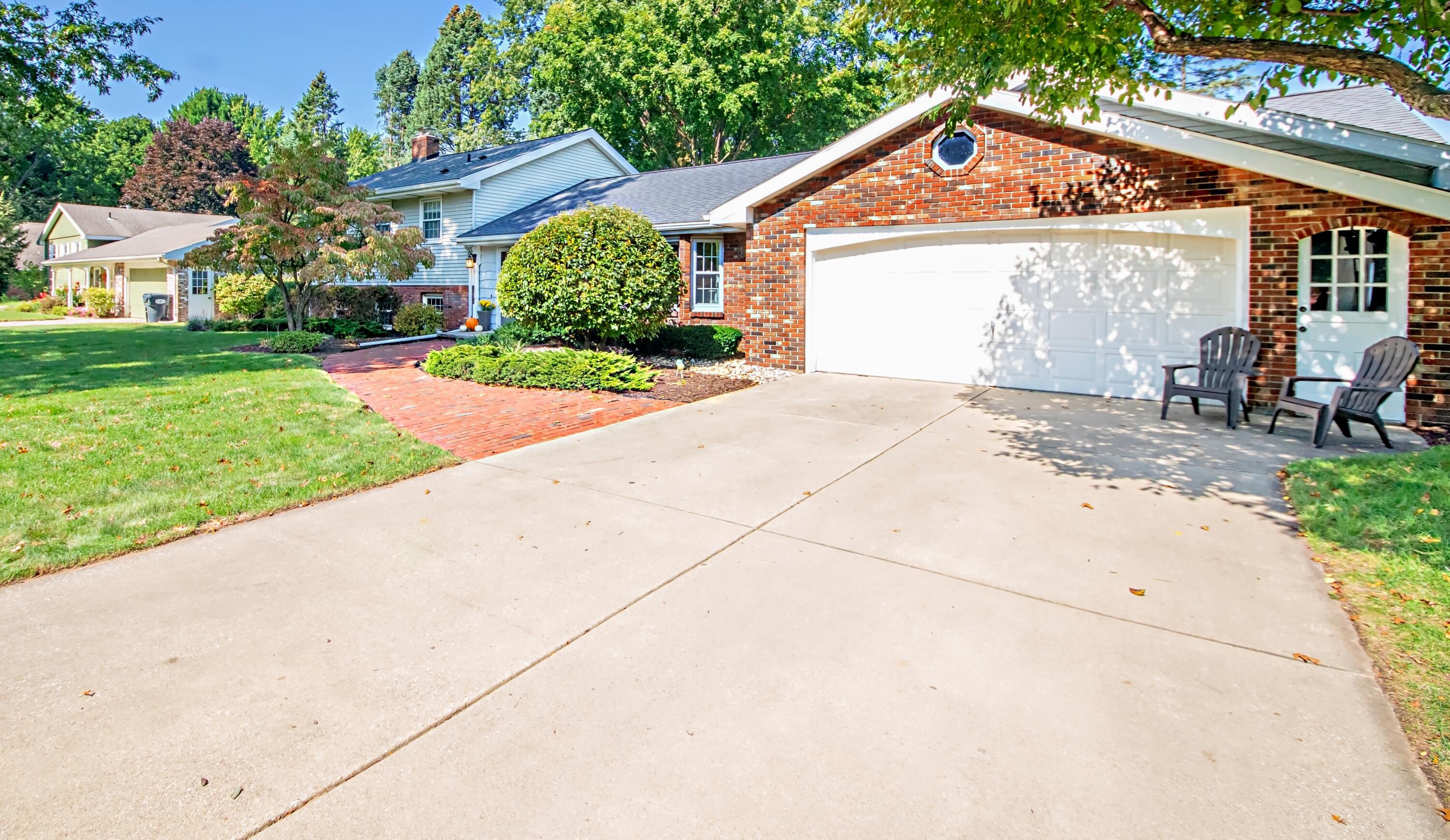 1533 Jasmine Road St. Joseph, MI 49085 - Photo 2 of 30 DSC03968_