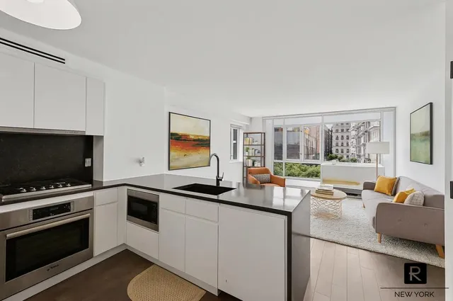 $950,000 | 385 1st Avenue, Unit 5H | Gramercy