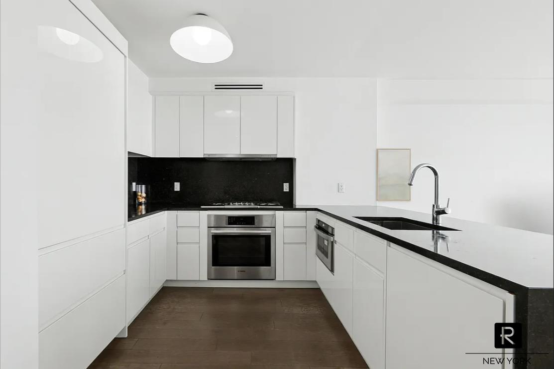 385 1st Avenue, Unit 5H Manhattan, NY 10010 - Photo 4 of 16