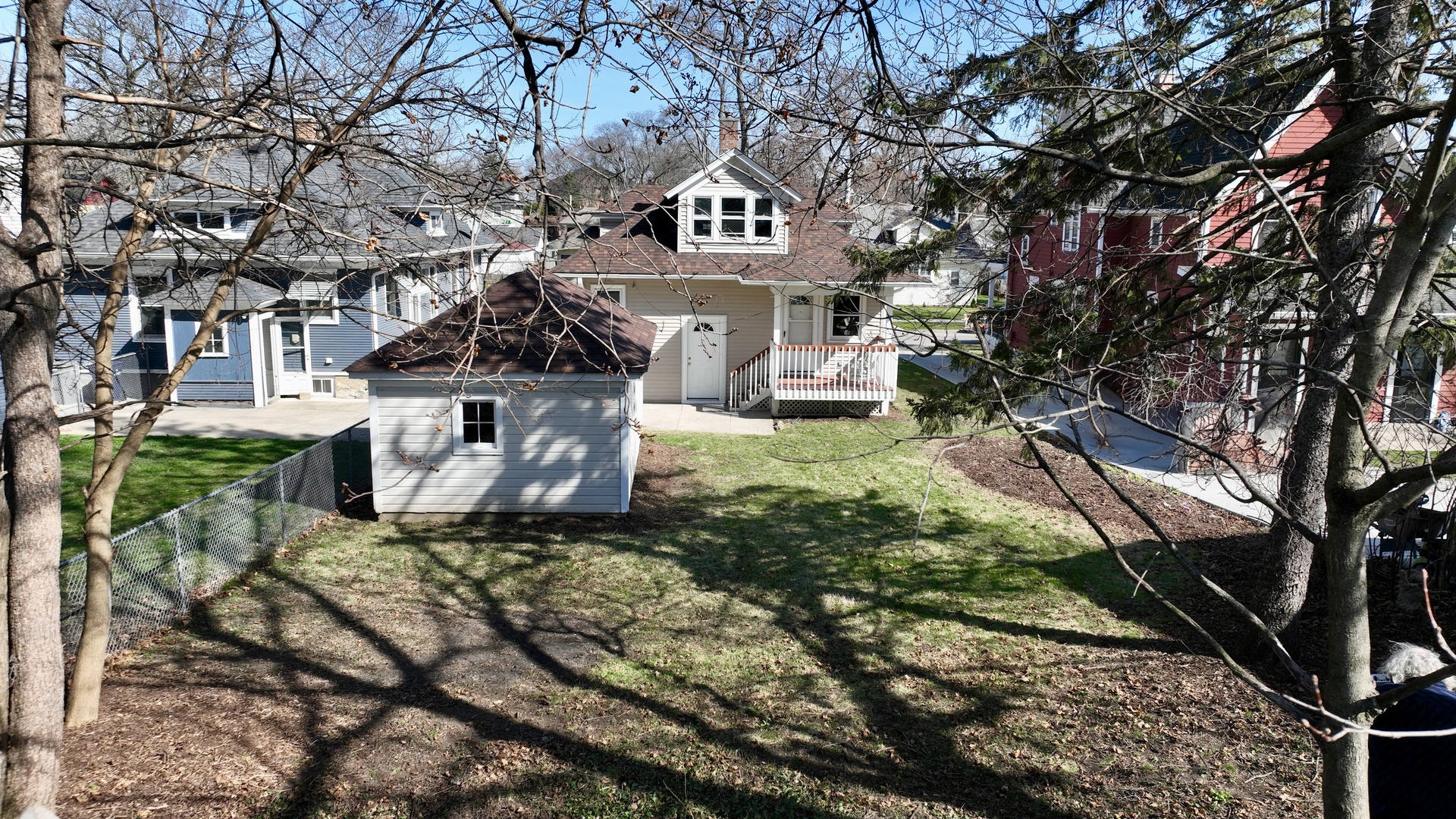 210 Elm Street Elgin, IL 60123 - Photo 17 of 18 Gallery Image 17