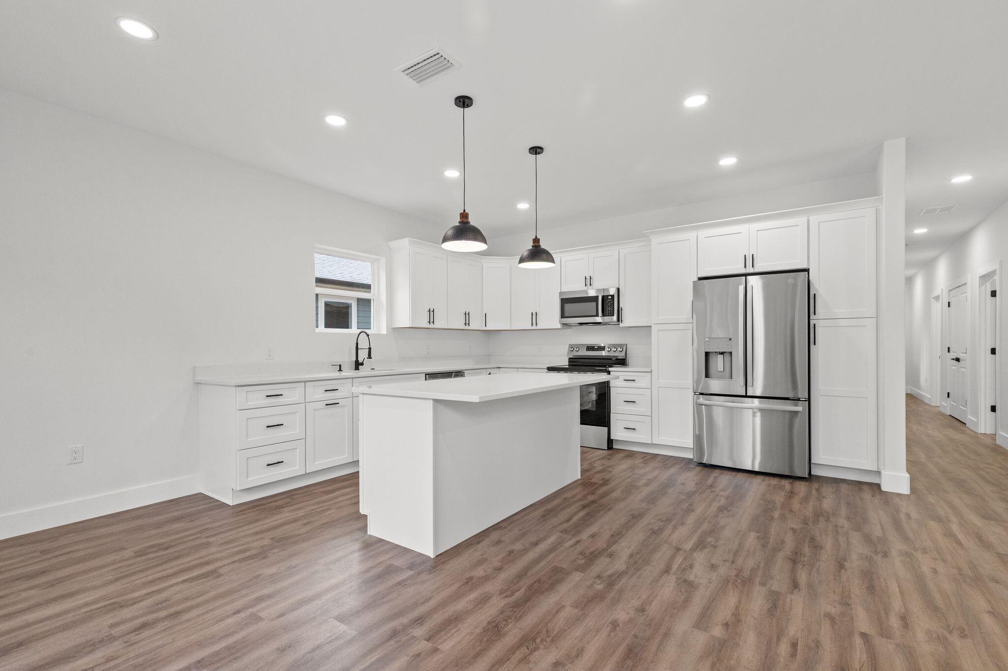 5 Central 7th Street Santa Rosa Beach, FL 32459 - Photo 3 of 23 Kitchen