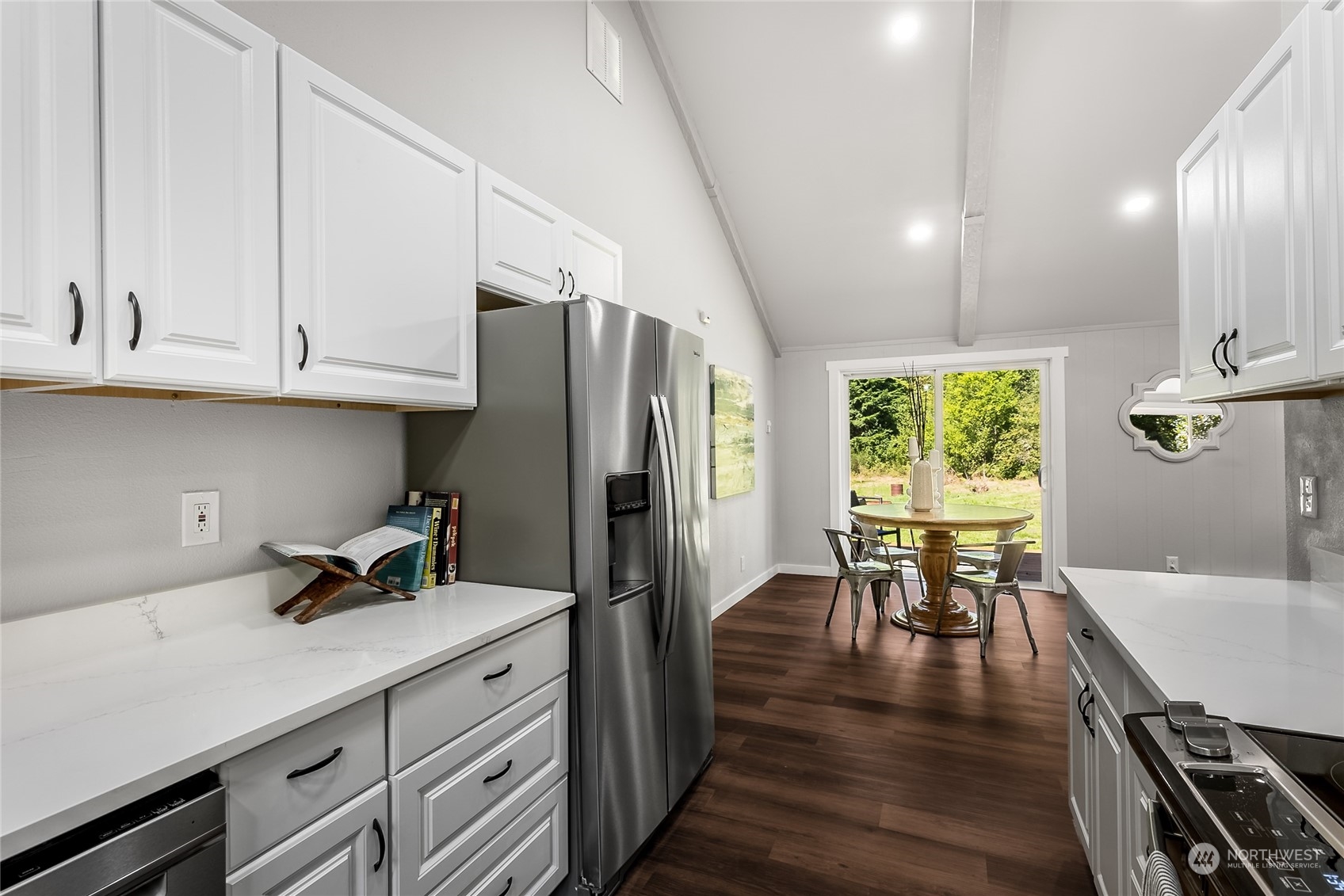 923 Tipsoo Loop North Rainier, WA 98576 - Photo 12 of 35