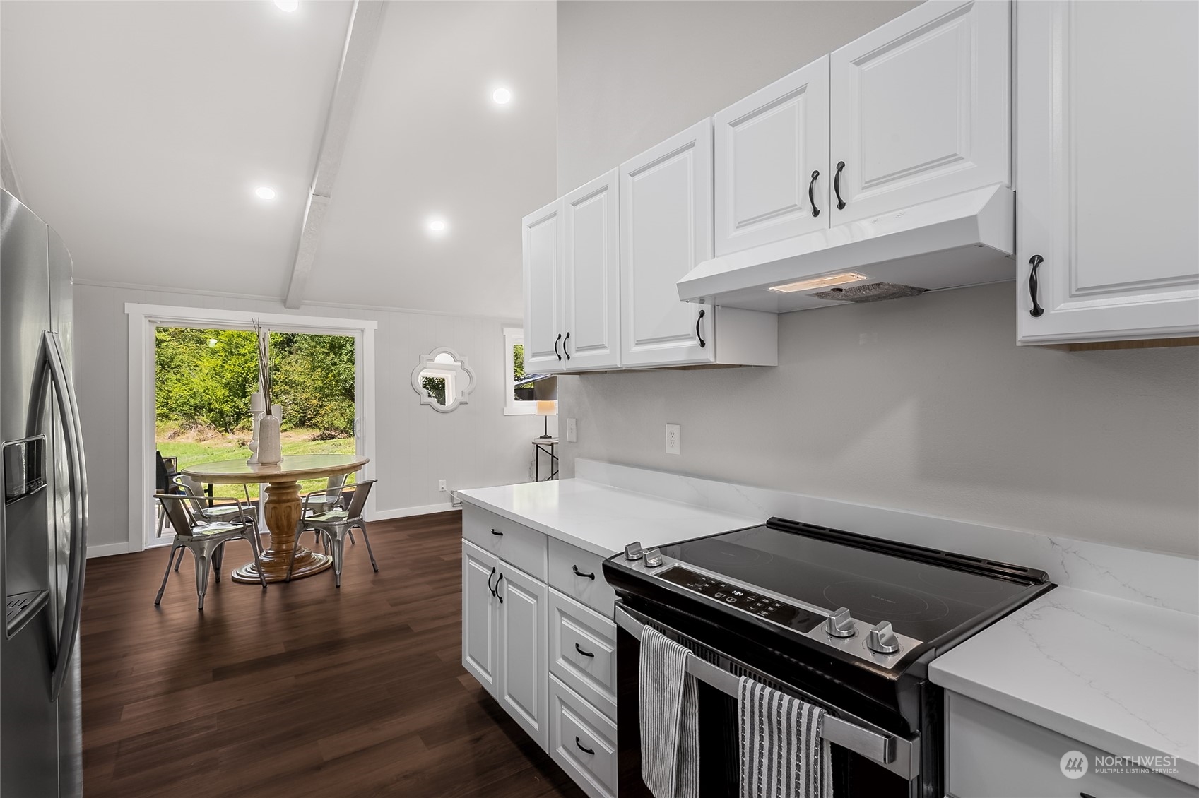 923 Tipsoo Loop North Rainier, WA 98576 - Photo 13 of 35