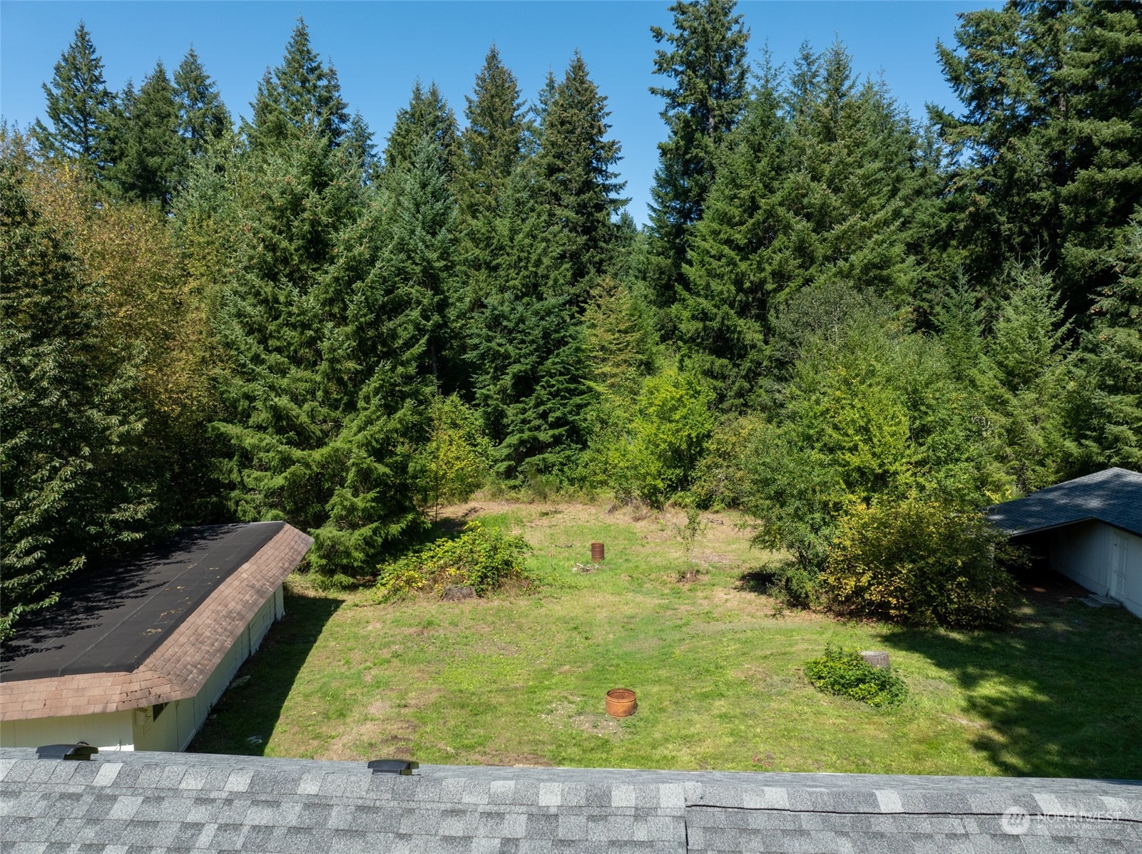 923 Tipsoo Loop North Rainier, WA 98576 - Photo 32 of 35