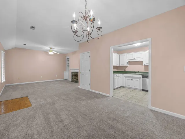 $204,900 | 350 West Pointe Drive, Spartanburg, SC 29301