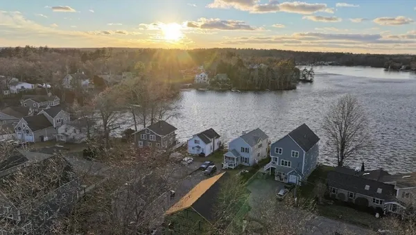 $679,900 | 38 Colonial Road, Webster, MA 01570