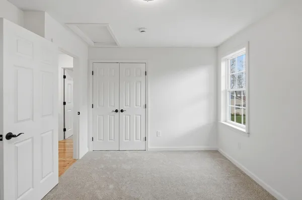 $679,900 | 38 Colonial Road, Webster, MA 01570