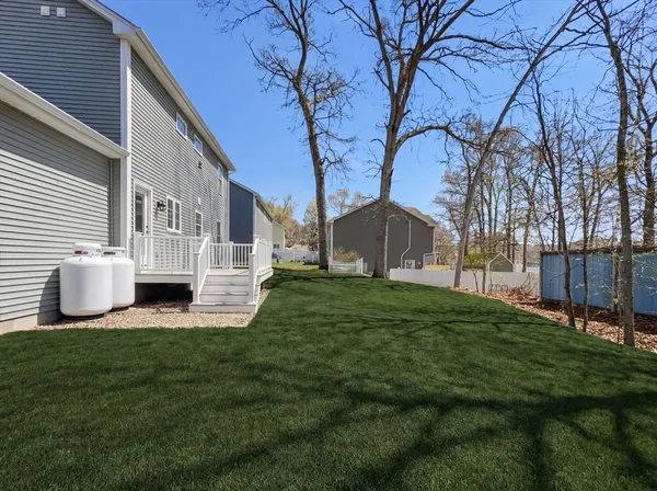 $679,900 | 38 Colonial Road, Webster, MA 01570