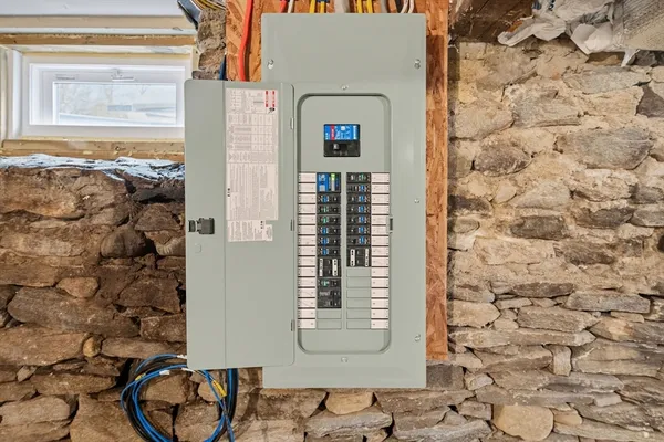 $679,900 | 38 Colonial Road, Webster, MA 01570