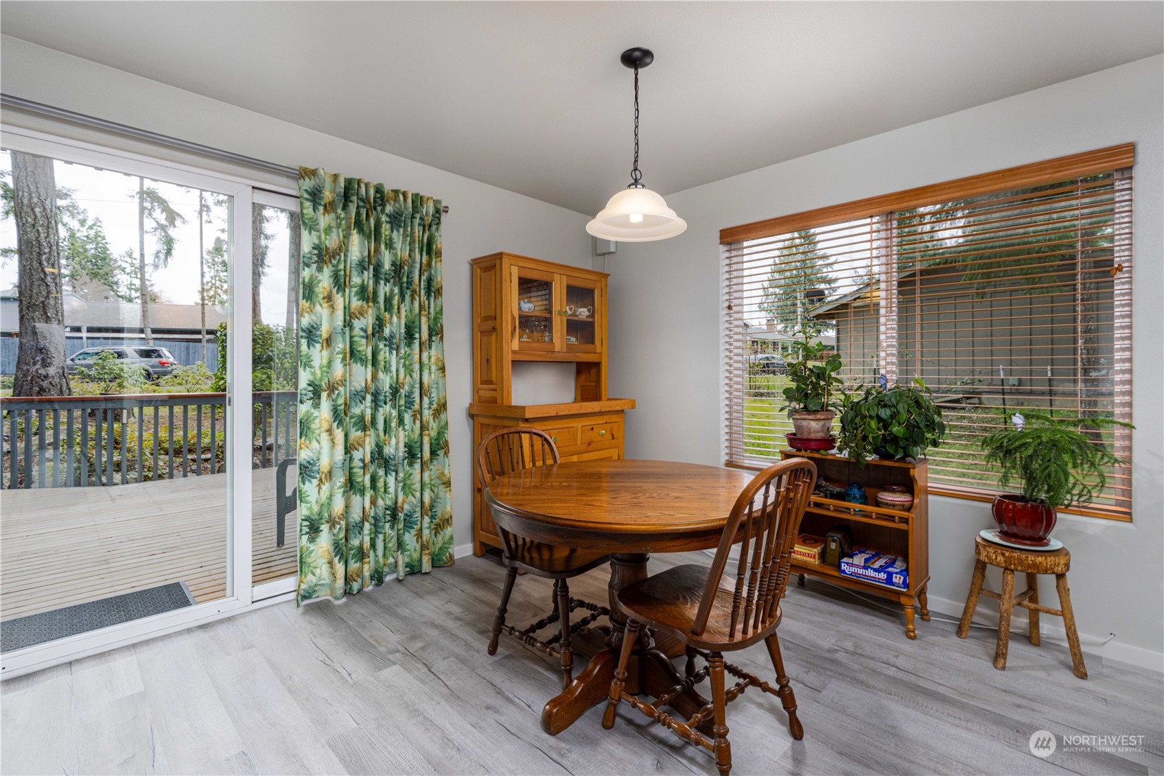 61 Southeast High Road Shelton, WA 98584 - Photo 7 of 33 Gallery Image 7