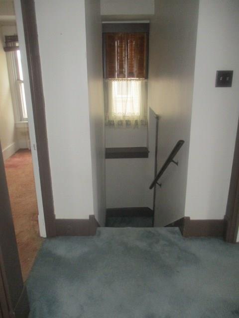 560 5th Street Butler, PA 16001 - Photo 16 of 20 view down steps